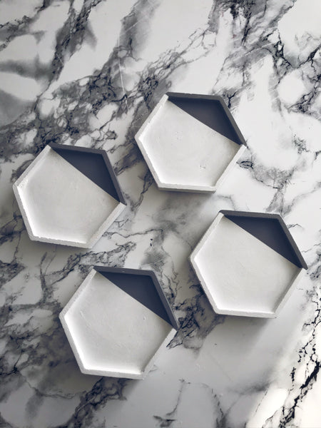 4pcs Hexagon Geometric Grey and White Coasters